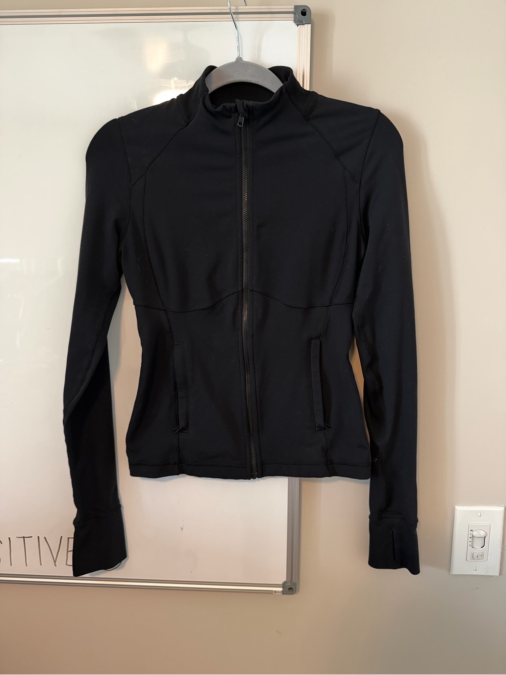 ALO Yoga Airbrush Black Zip